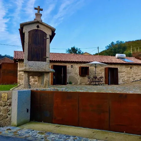 Casa Da Mina - Eido Do Pomar Tatil Evi